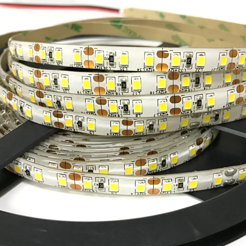 Jak vyřešit problém s ohřevem pro LED páskové světlo?