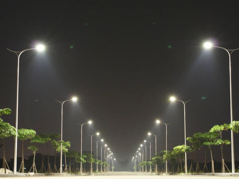 Porovnání nákladů na instalaci LED pouličního osvětlení a tradičního pouličního osvětlení